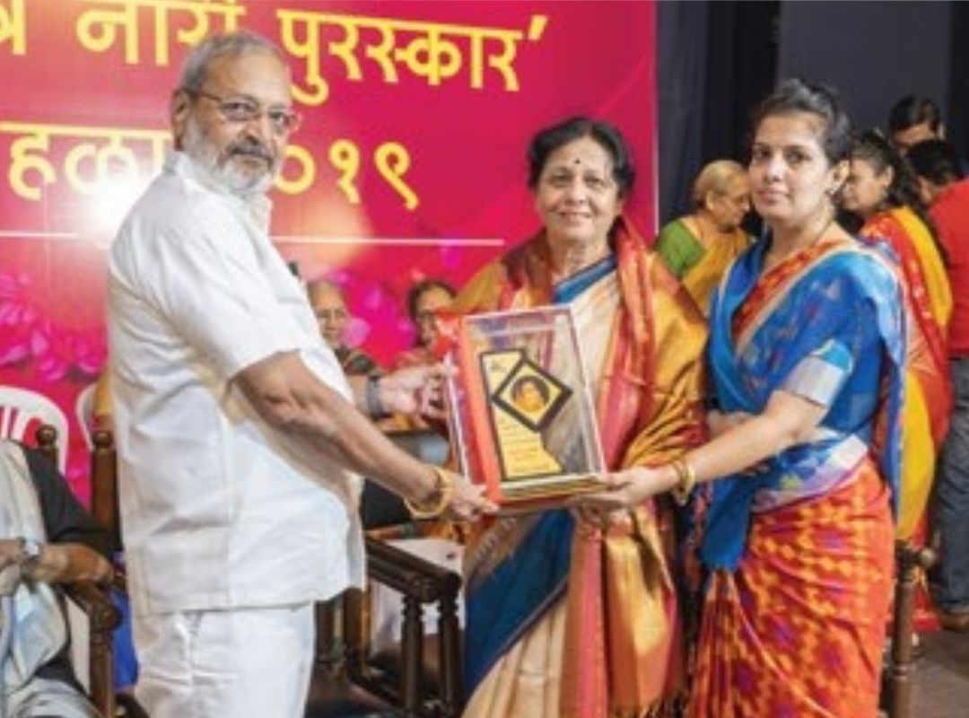 Karmayogini Puraskar By Mr. Nitin Gadkari